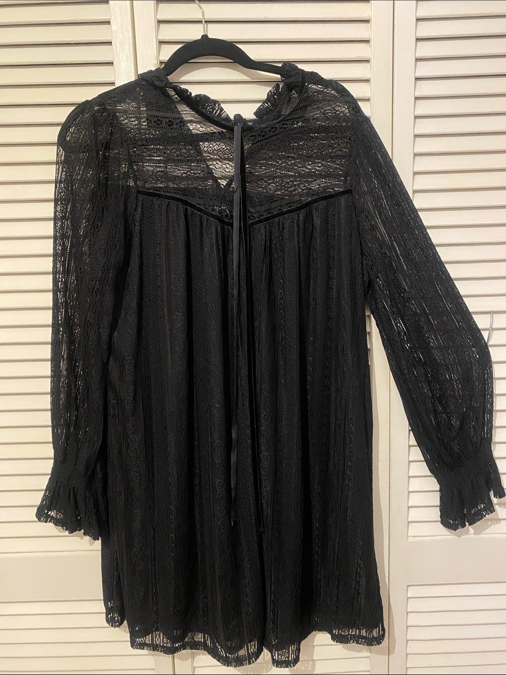 Blu Pepper Black Lace Long Sleeve Mini Dress